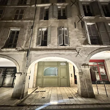 Hyper Centre A 80M Du Vieux Marche, T2 Calme Vue Sur Les Toits Rue Du Minage Apartamento La Rochelle  Exterior foto